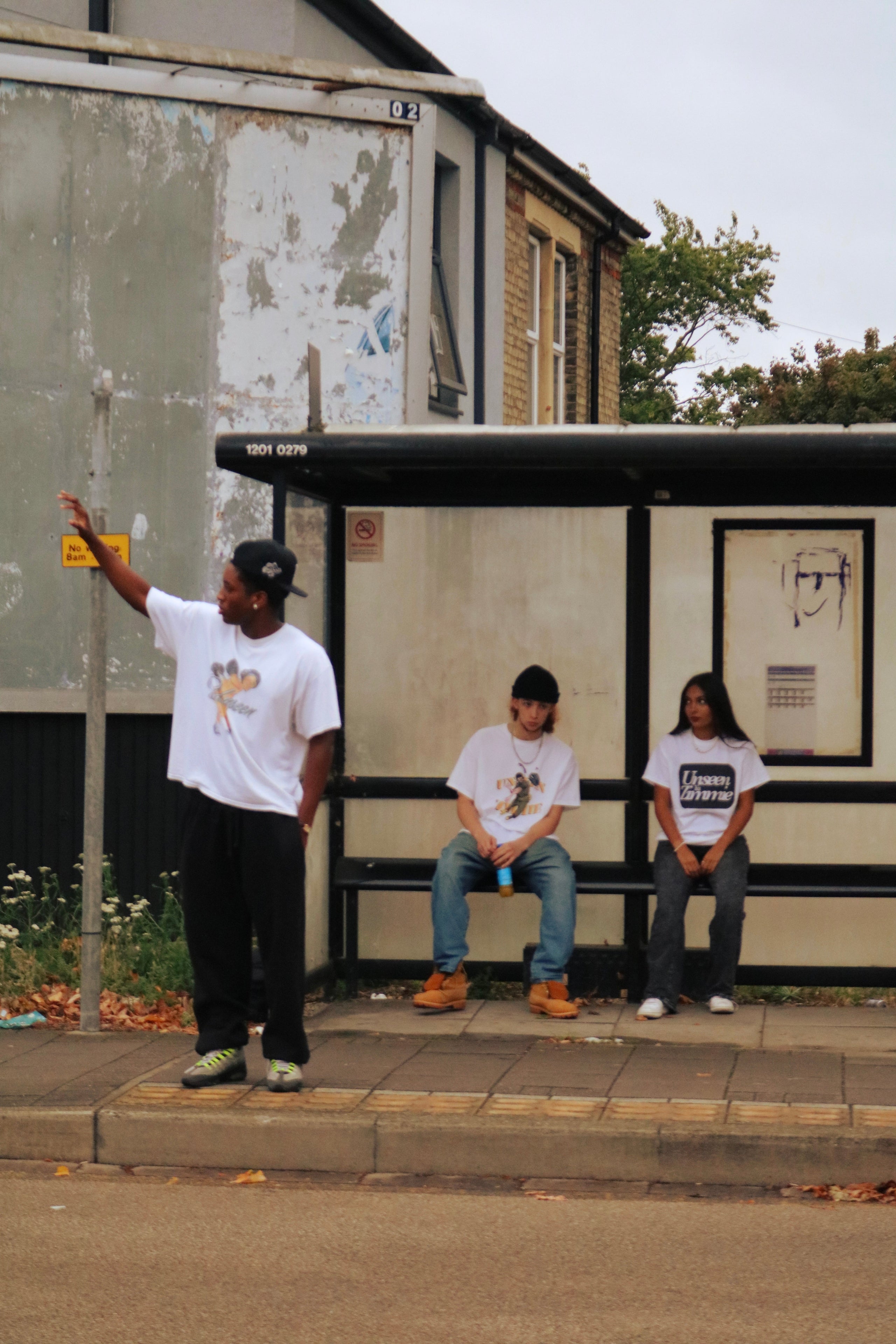 UNSEEN T SHIRTS